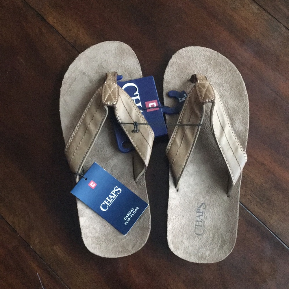 Chaps Brown Flip Flops Size 8-9
